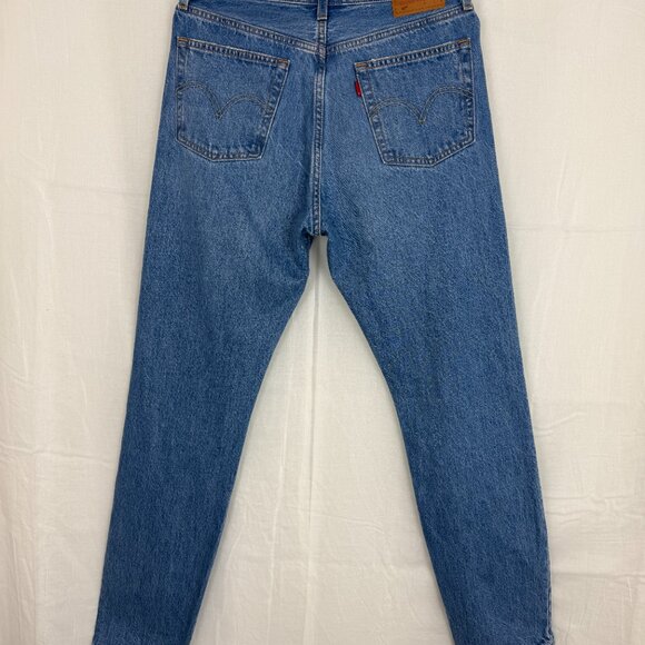Levi Strauss 501 Women's Mid Rise Relaxed Fit Straight Leg Jeans – Size W27 L32 - Picture 2 of 15